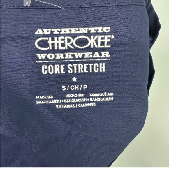 NWT Cherokee Workwear Womens Navy Stretch V-Neck Top Size Small - Picture 6 of 8